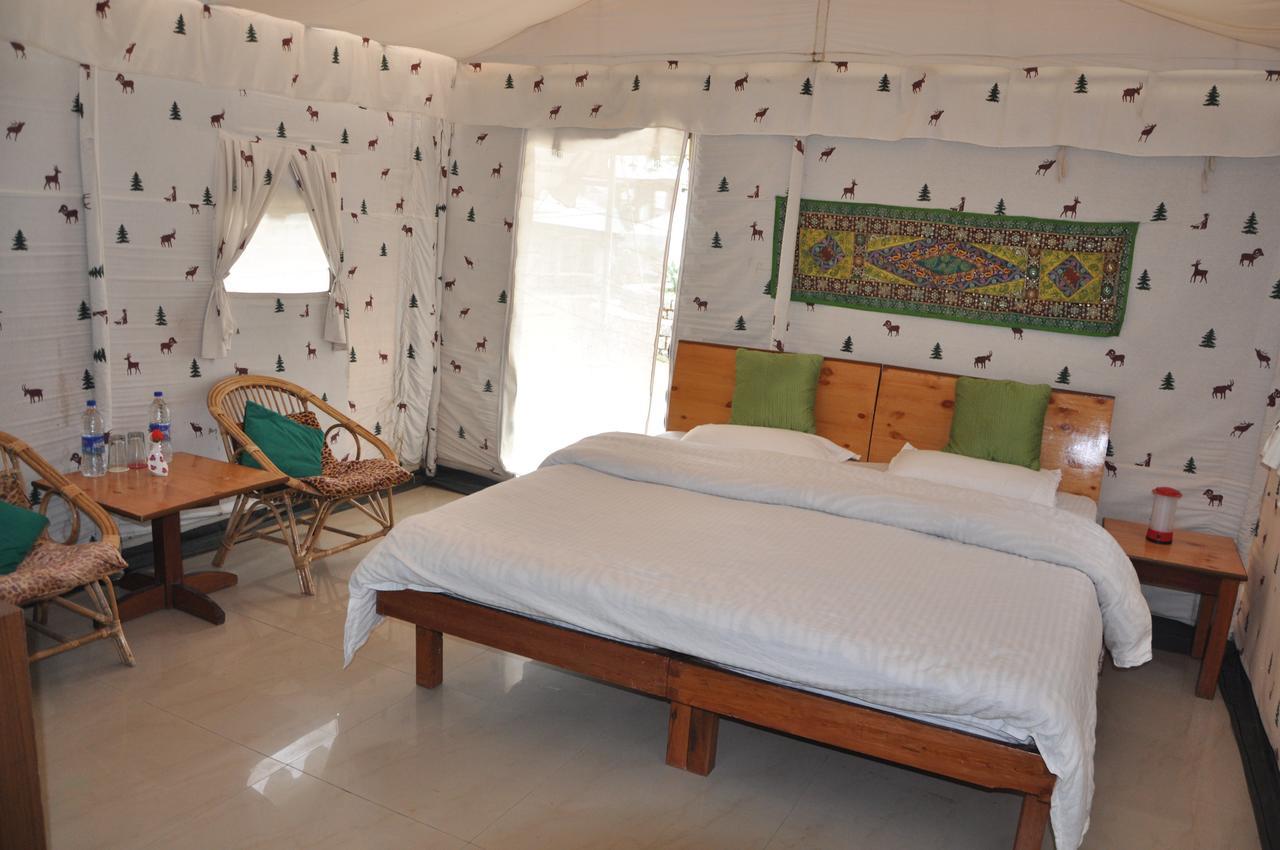 Tatva Bir Tents And Hotel Kangar Extérieur photo