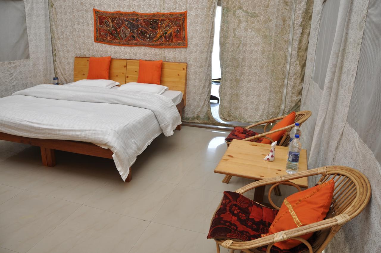Tatva Bir Tents And Hotel Kangar Extérieur photo